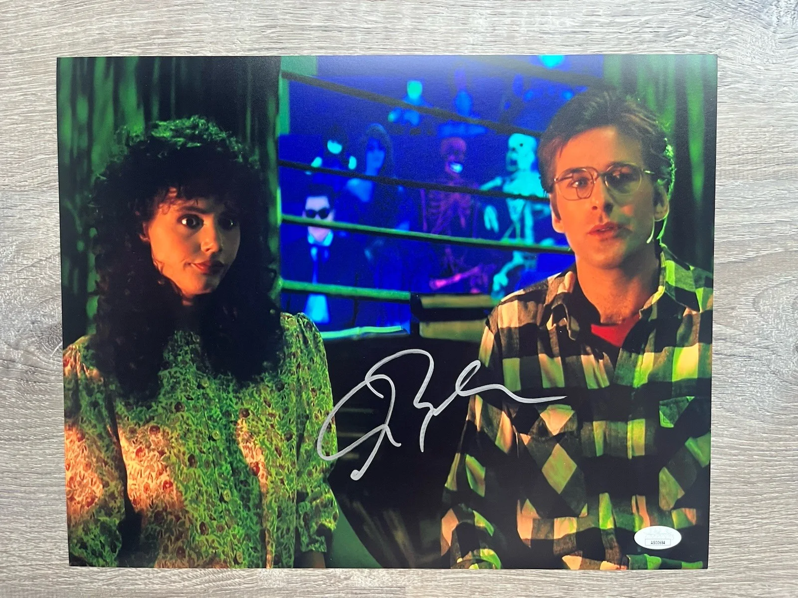Alec Baldwin — Alec Baldwin Signed Beetlejuice 11x14 Photo JSA COA Adam Maitland Horror Auto, изображение 2