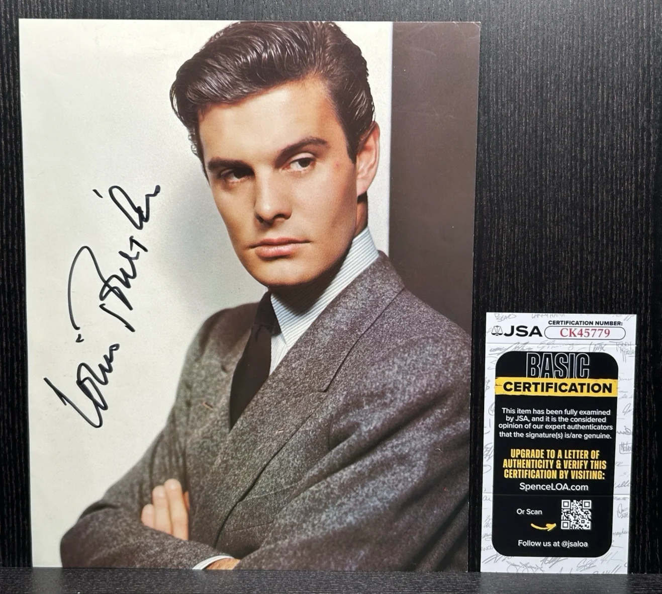 Louis Jourdan — LOUIS JOURDAN SIGNED MAGAZINE CLIPPING Original Autograph JSA COA James Bond 007, изображение 2