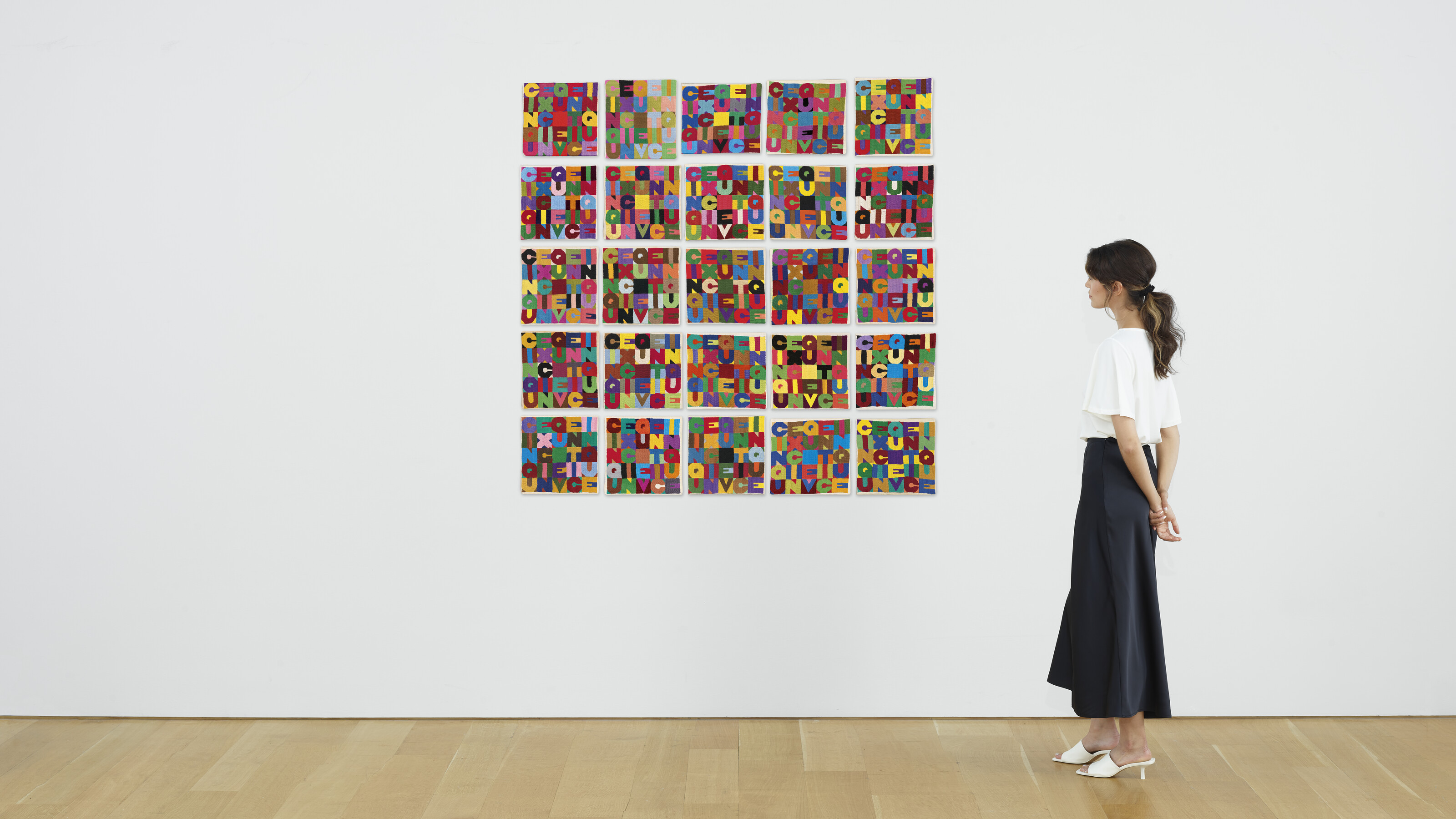Alighiero Boetti — Cinque x cinque venticinque (пять раз по пятьсот двадцать пять), изображение 2