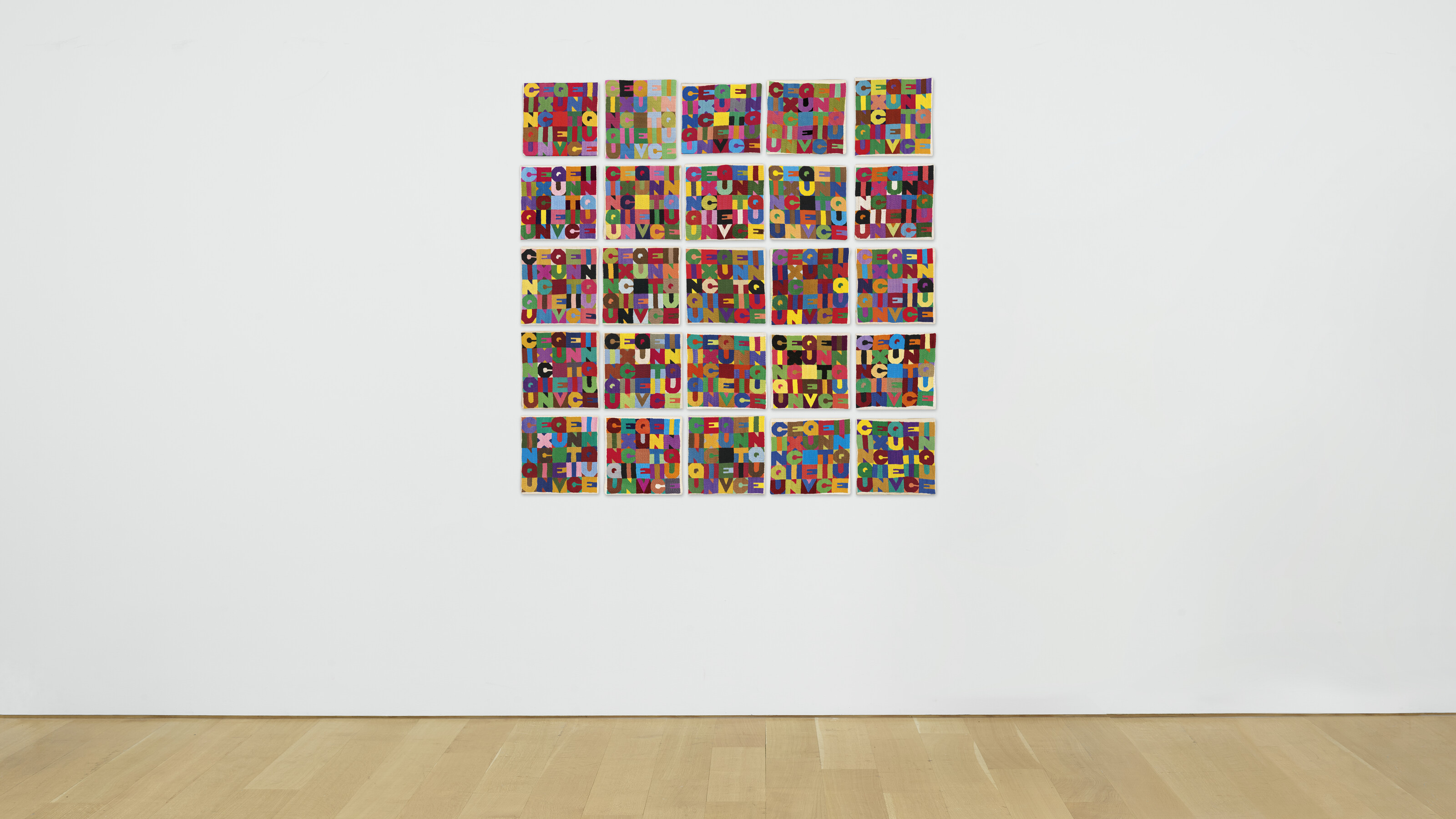 Alighiero Boetti — Cinque x cinque venticinque (пять раз по пятьсот двадцать пять), изображение 3