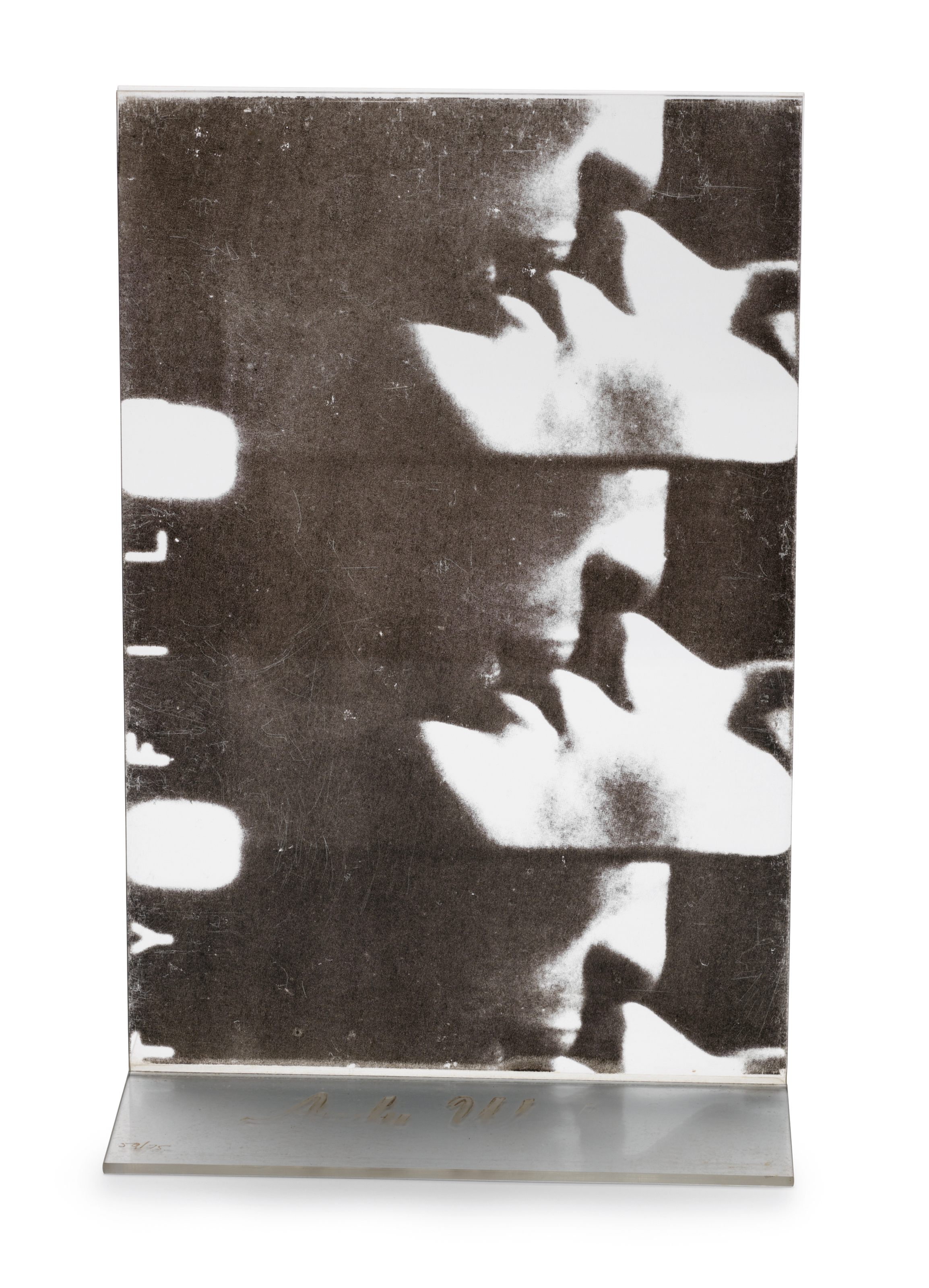 Andy Warhol — Поцелуй, из семи предметов в коробке