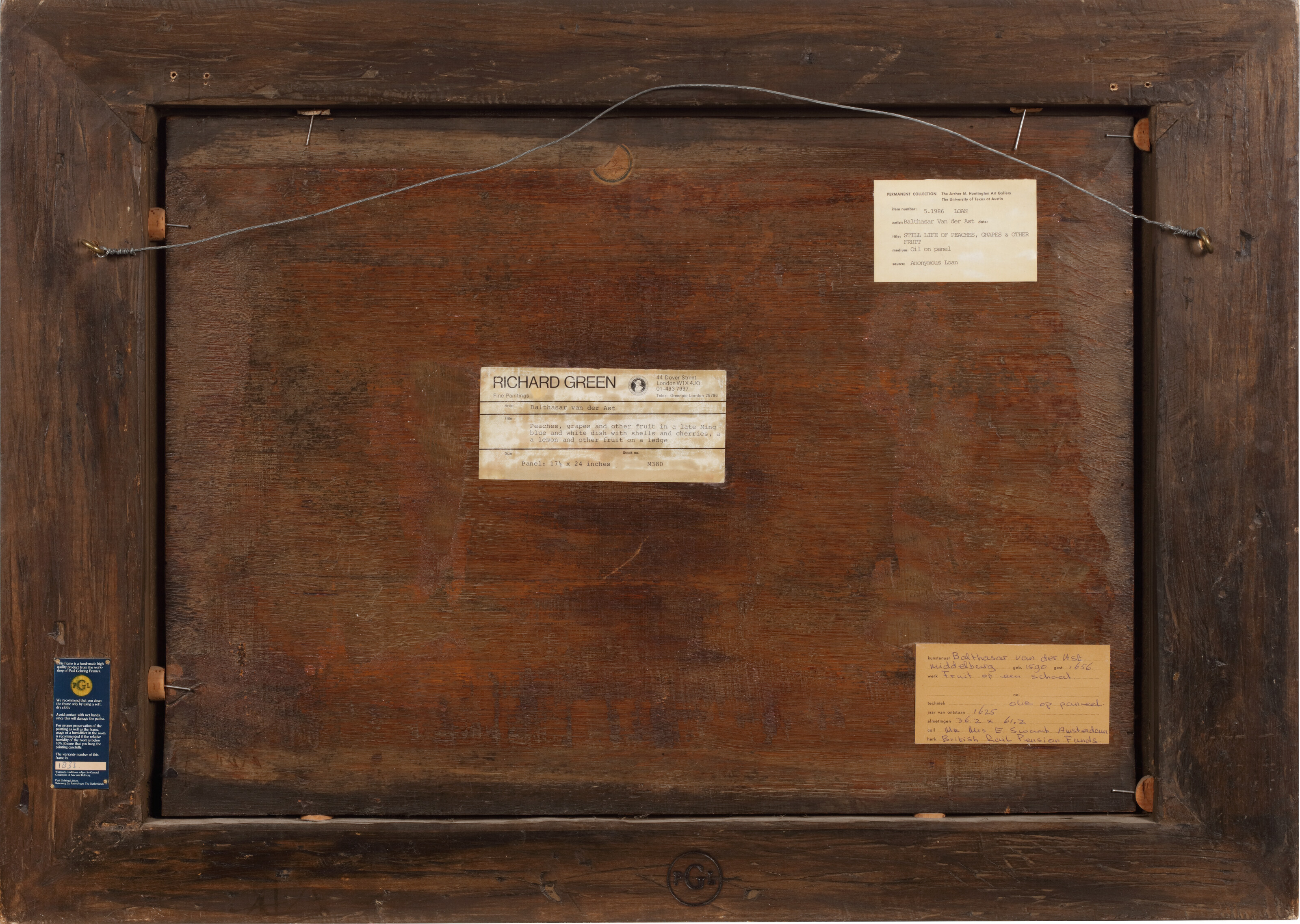 Balthasar Van Der Ast — Виноград, персики, яблоки и сливы в вазе wan-li на подставке, с ракушками, кузнечиком и другими фруктами, изображение 3