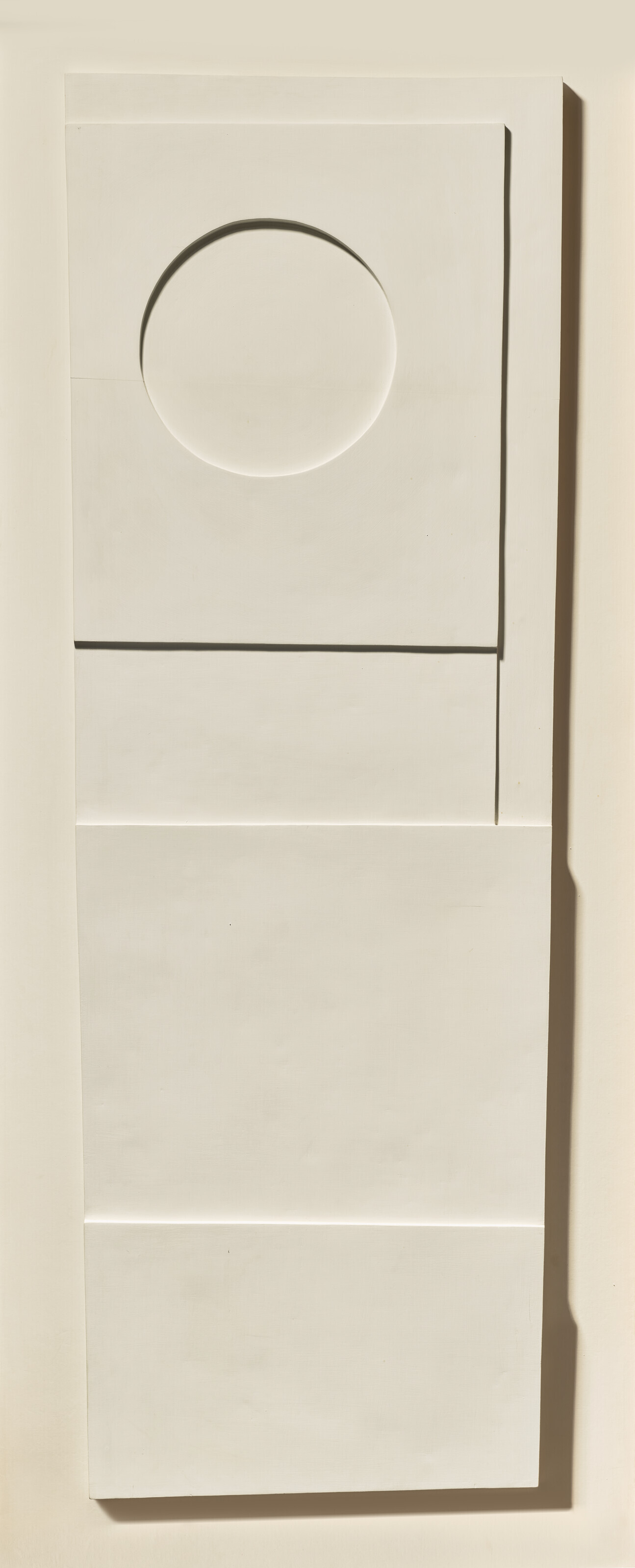 Ben Nicholson — 1936 (белый рельеф), изображение 2