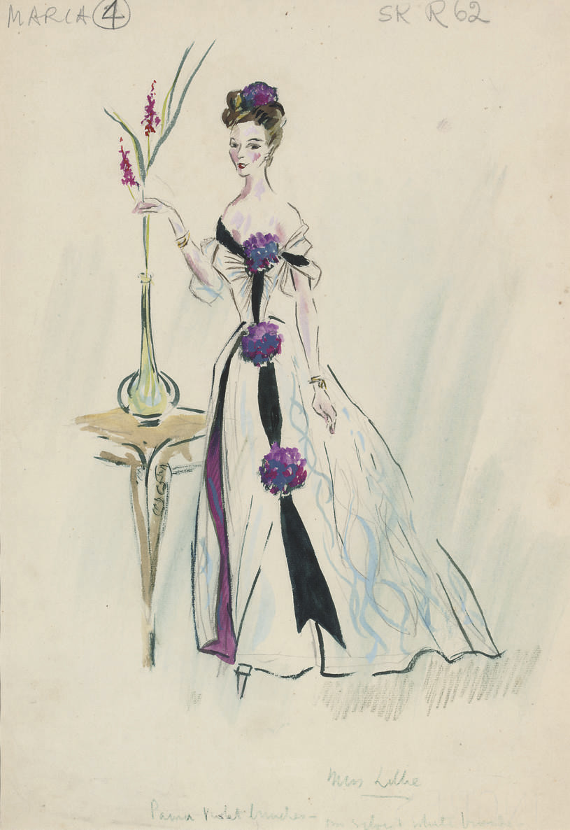 Cecil Beaton — Этюд дамы в белом платье с букетами пармской фиалки