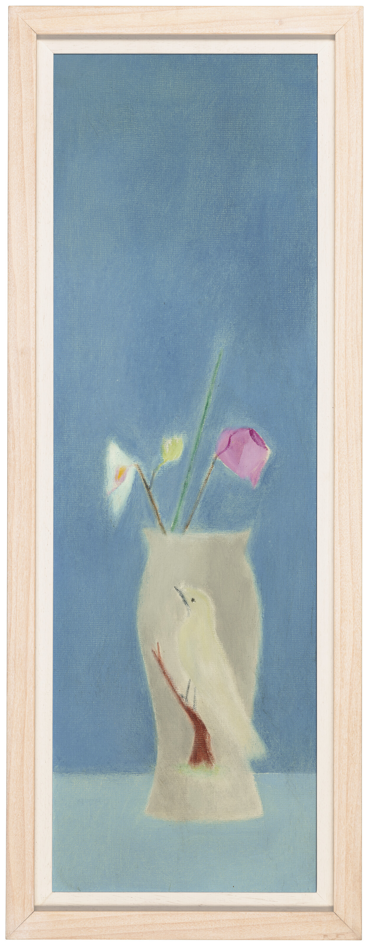 Craigie Aitchison — Натюрморт с птицей-вазой на голубом фоне, изображение 3