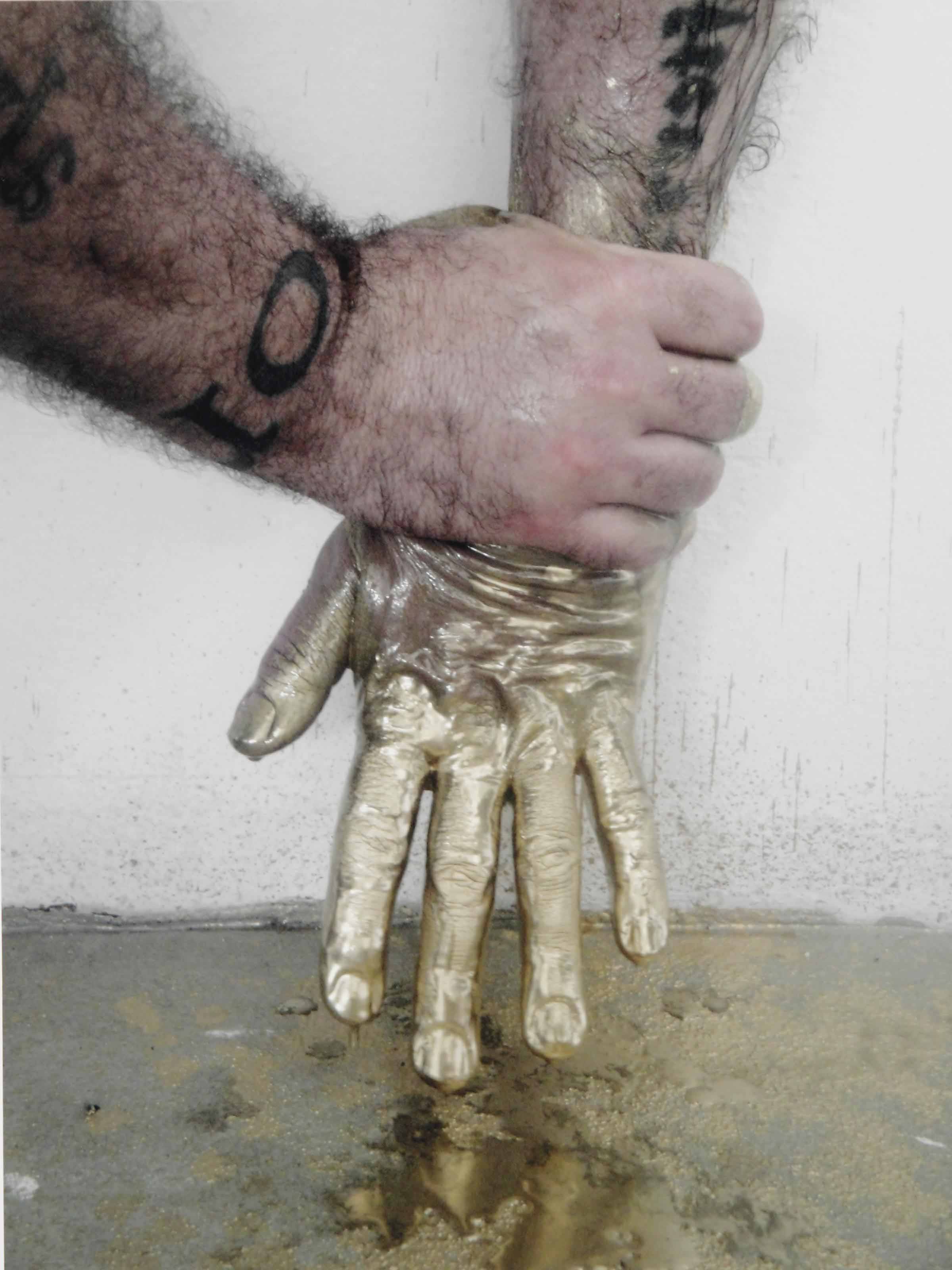 Douglas Gordon — Больше, чем в жизни; В натуральную величину; Меньше, чем в жизни (Текст для искусства, № 84)
