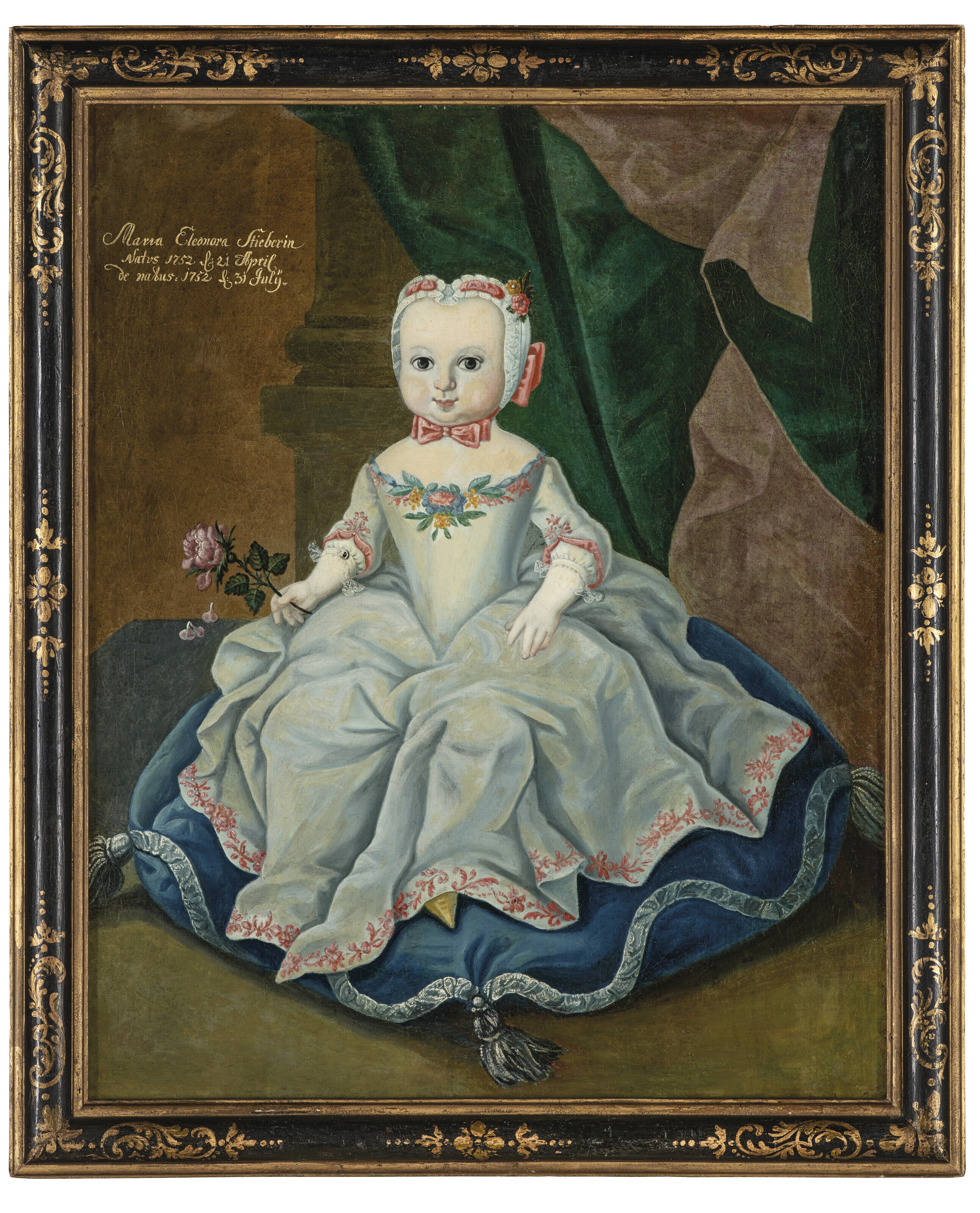 German School — Портрет Марии Элеоноры Штиберин (1752-1752) в серебристом платье с розовой вышивкой, с розой в руках, на голубой подушке с кисточками.