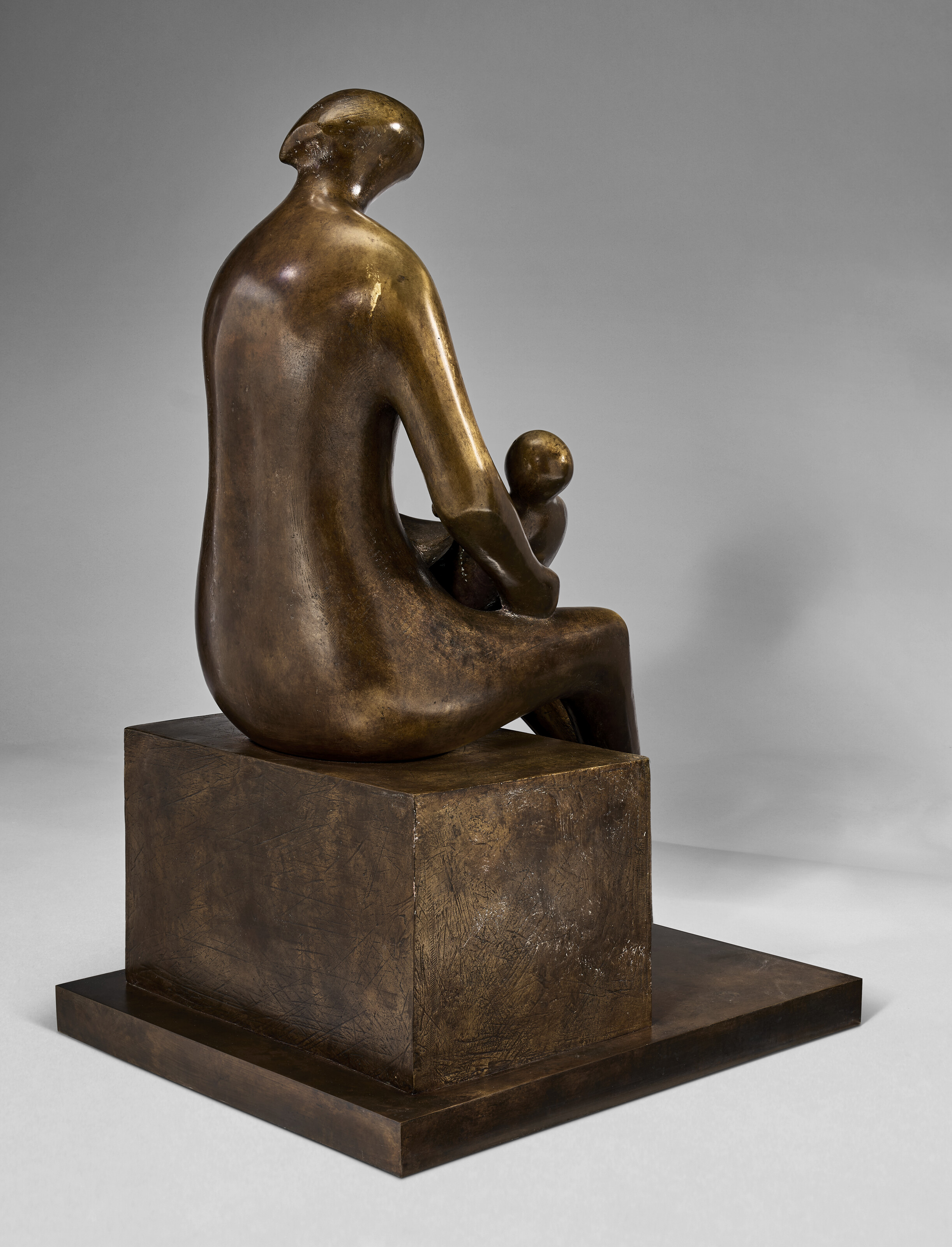 Henry Moore — Мать с ребенком на коленях, изображение 6