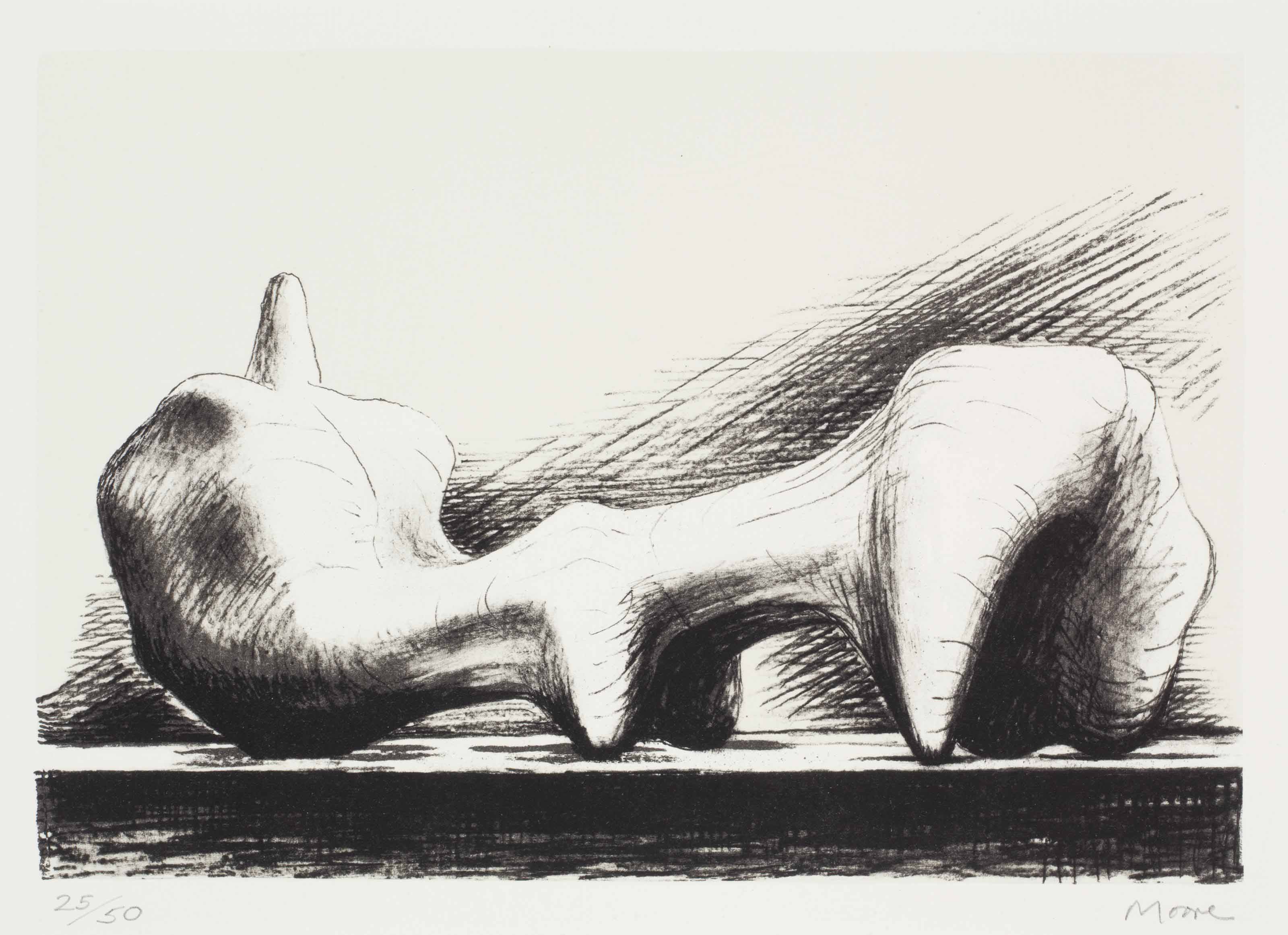 Henry Moore — Лежащая фигура