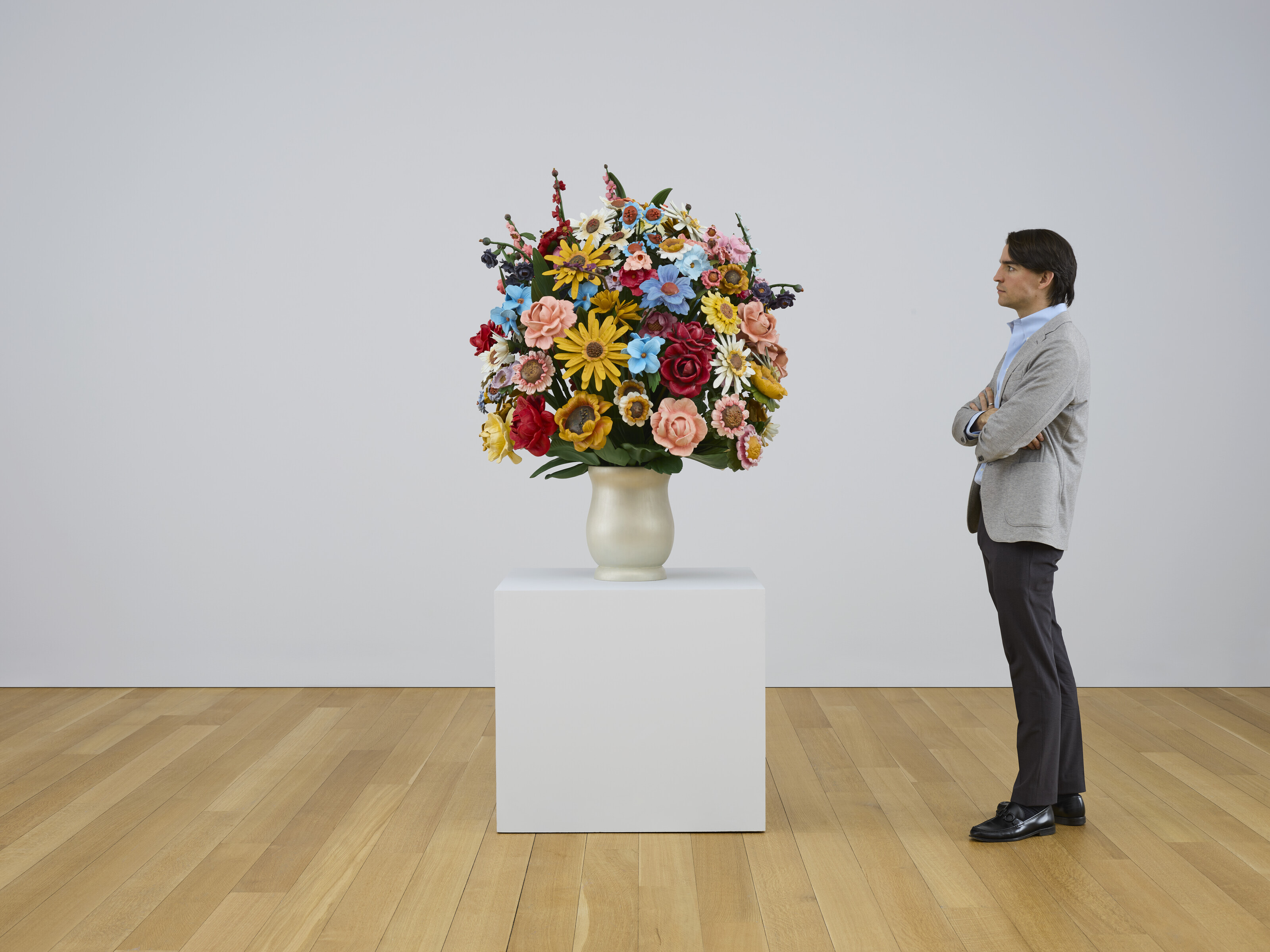 Jeff Koons — Большая ваза с цветами, изображение 8