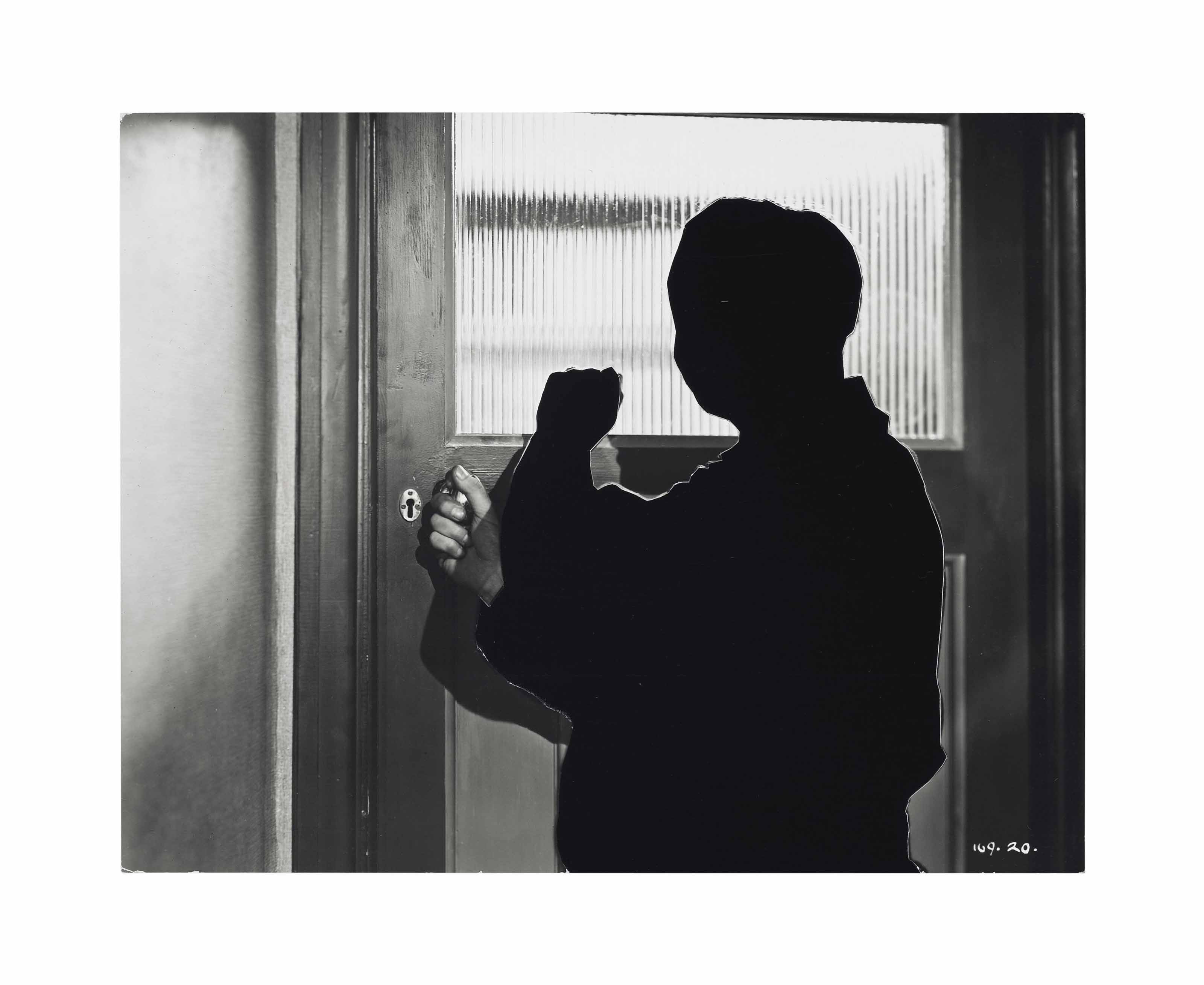John Stezaker — Стучать