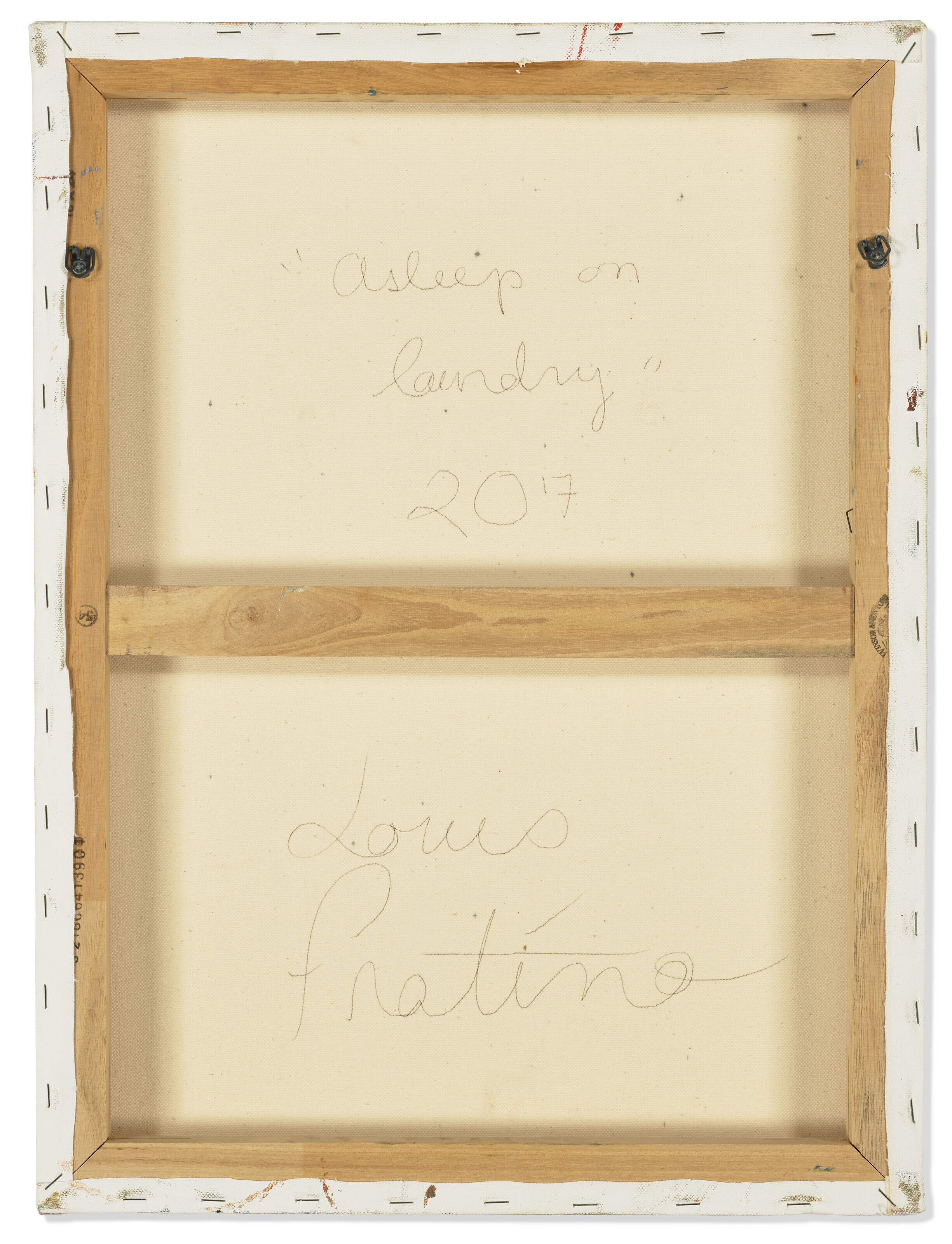 Louis Fratino — Спит на белье для стирки, изображение 2