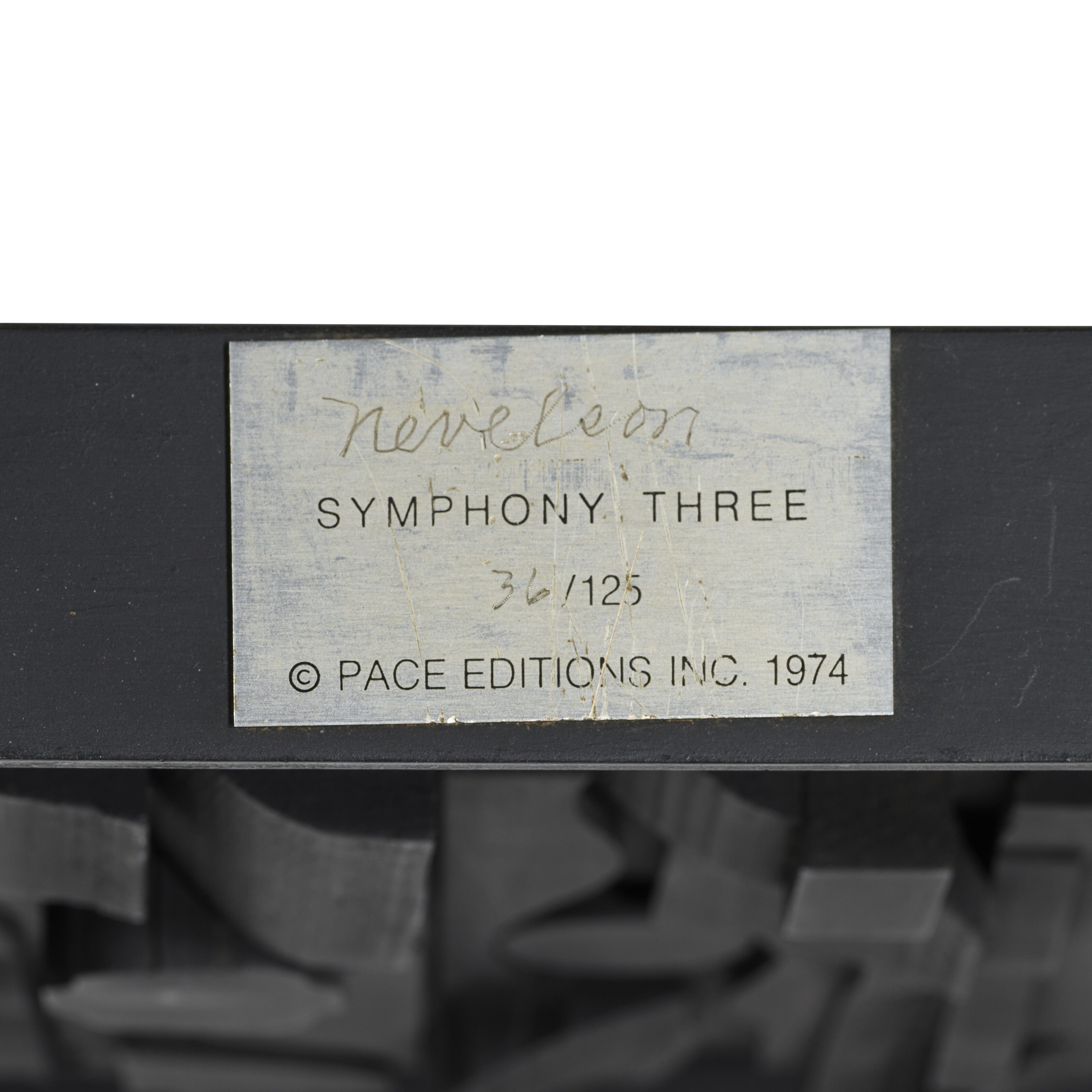 Louise Nevelson — Третья симфония, изображение 2