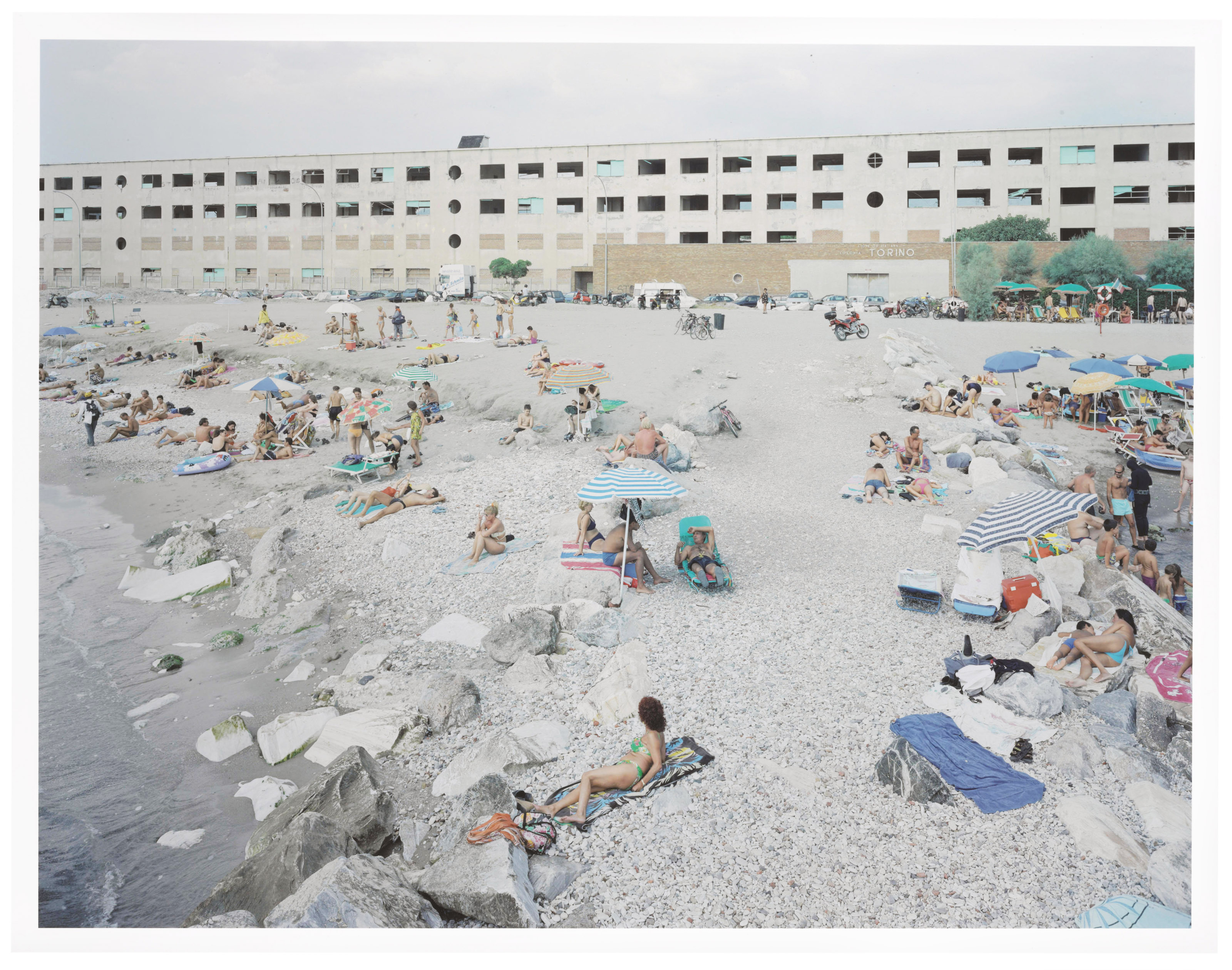 Massimo Vitali — Марина ди Масса, 1999, из коллекции пейзажей и фигур