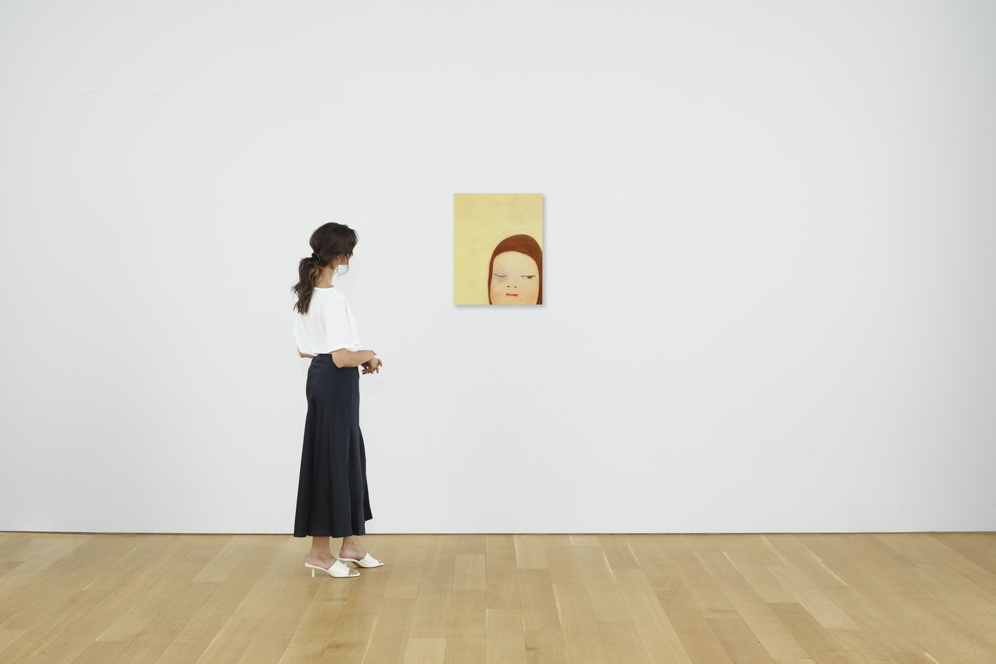 Yoshitomo Nara — Девушка с подбитым глазом, изображение 3