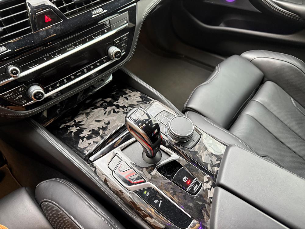 caras.ru — BMW M5 Competition — Купить!