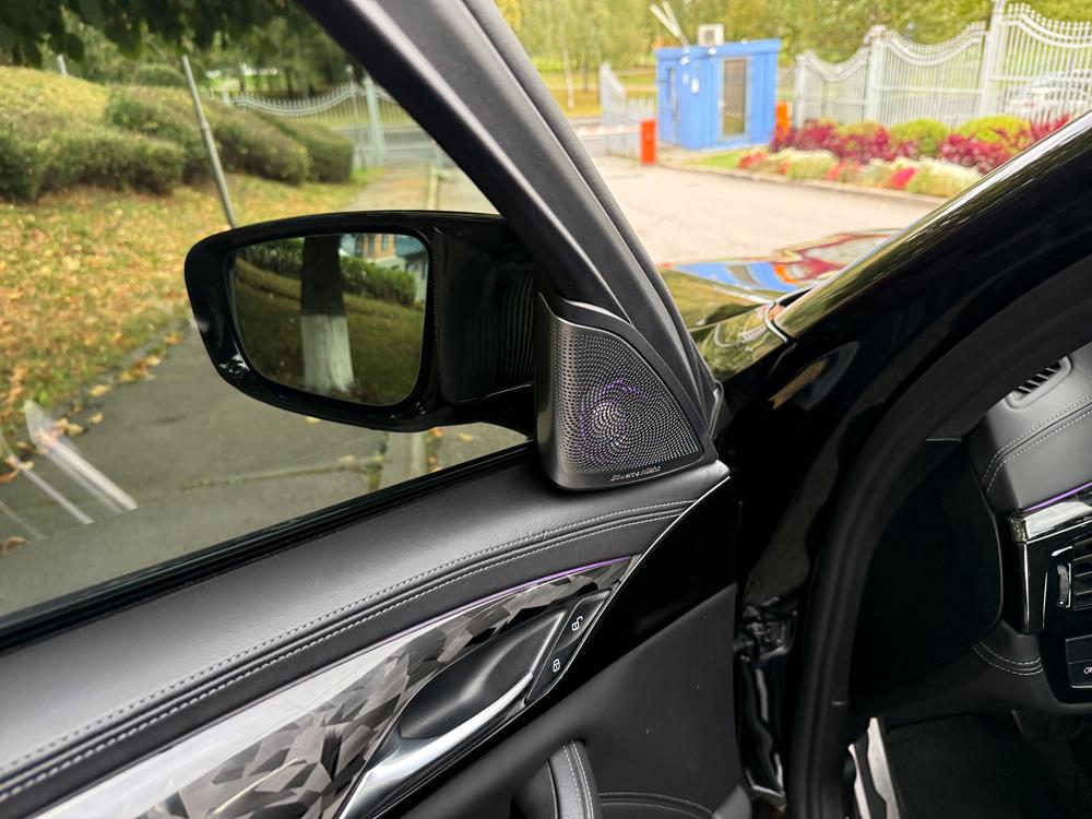 caras.ru — BMW M5 Competition — Купить!