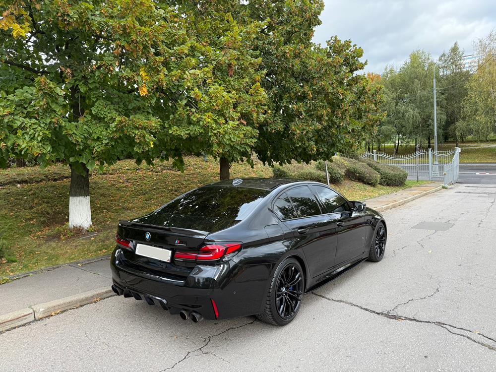 caras.ru — BMW M5 Competition — Купить!