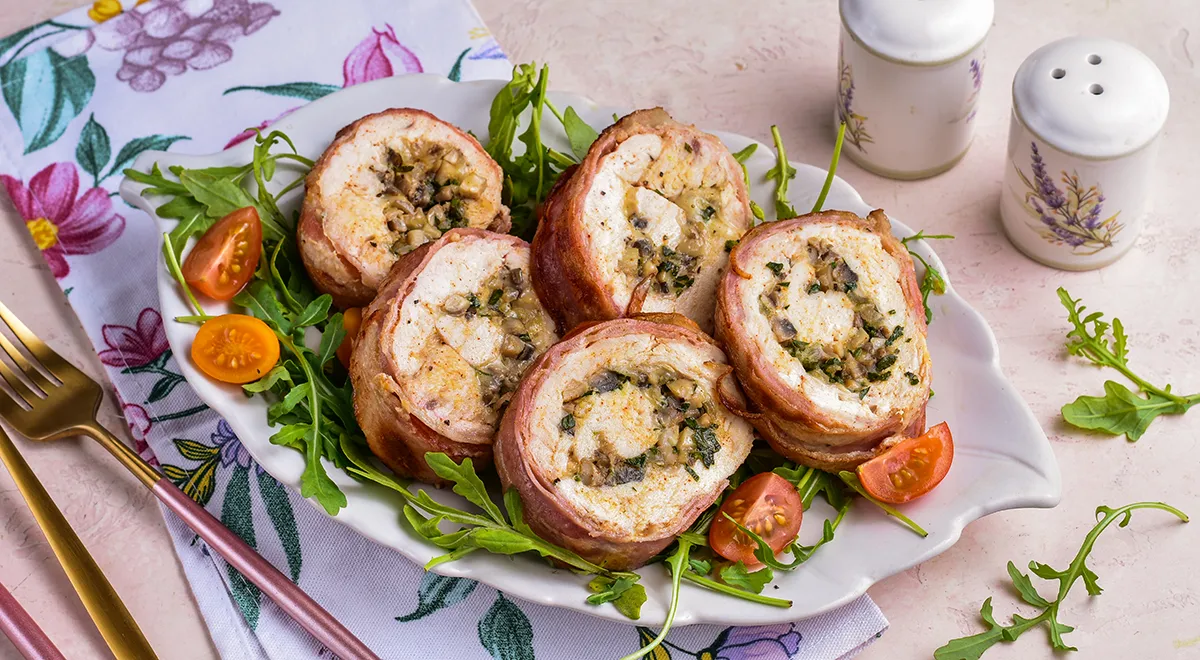 Куриный рулет с грибами