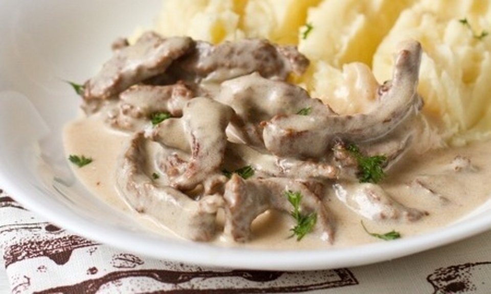 Бефстроганов классический