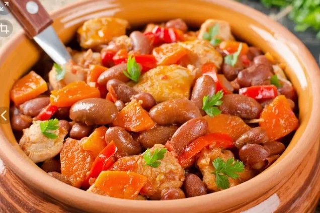 Овощное рагу с фасолью