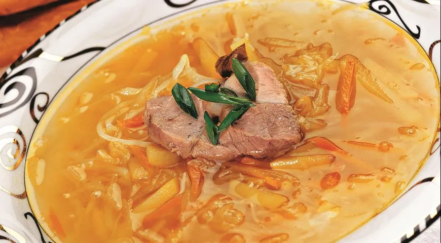 Щи кислые с капустой