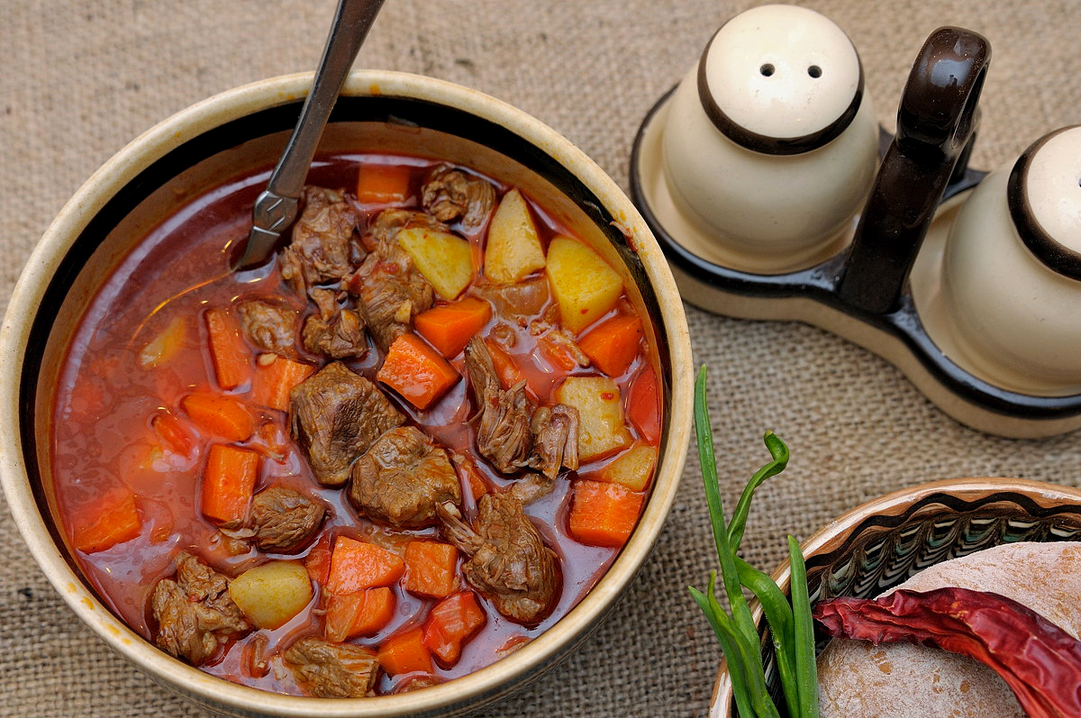 Гуляш венгерский