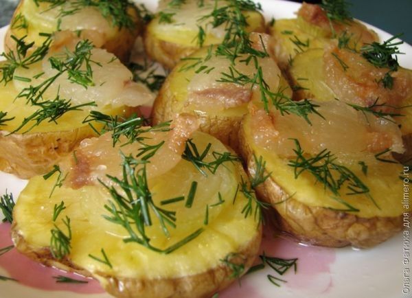 Печёная картошка с салом