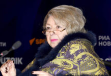 5b7ebba9-f388-4840-b7a2-45b29006da24-67700112