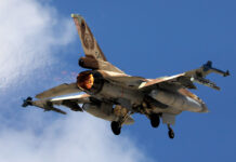 An Israeli F16 fighter jet takes off during a joint international aerial training exercise hosted by Israel and dubbed «Blue Flag 2017» at Ovda military air base in southern Israel