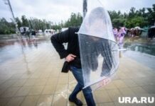 Глава Екатеринбурга в парке Маяковского. Екатеринбург