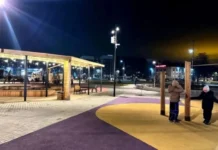 В Берёзовском торжественно открыли обновленную Театральную улицу после масштабного благоустройства a263dd01-6a32-4c20-b201-dcac6a5e7501-677812f3