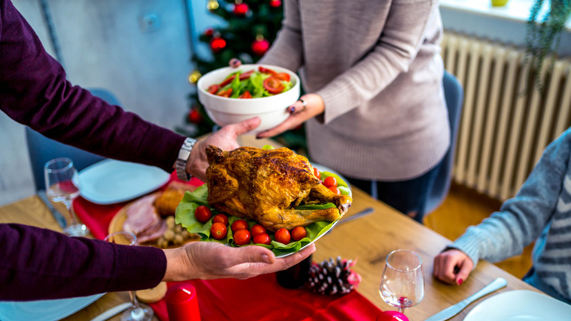 Диетолог Королёва посоветовала заранее готовиться к новогоднему застолью