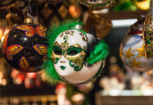 Подготовка к Новому году: сколько стоит праздничное украшение дома Рождественское украшение Берлина