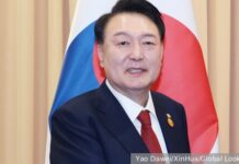 Президент Южной Кореи демонстрирует готовность к политическим вызовам 42a7c198-f163-463c-af8e-6cb63d8b9584-67ad8206