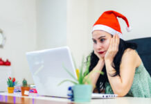 Предновогоднее настроение россиян: как найти радость в праздничной суете 453d83c3-40aa-4ecc-8735-b1fbf2dd4821-67ae20b7