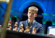 Молодой гений шахмат: Володар Мурзин триумфально побеждает на чемпионате мира по рапиду 71a3dbcf-5636-4907-b4be-e8b4cc2cd3d4-67c4a651