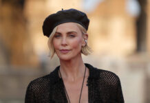 Шарлиз Терон воссоздала легендарный образ из культового фильма 894c9bed-ac66-4379-b3ea-540d723a590d-67ae0367