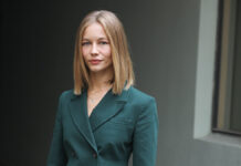 Счастливое материнство: актриса Светлана Устинова приветствует первенца Сбор труппы МХТ имени Чехова в преддверии открытия 123-го театрального сезона