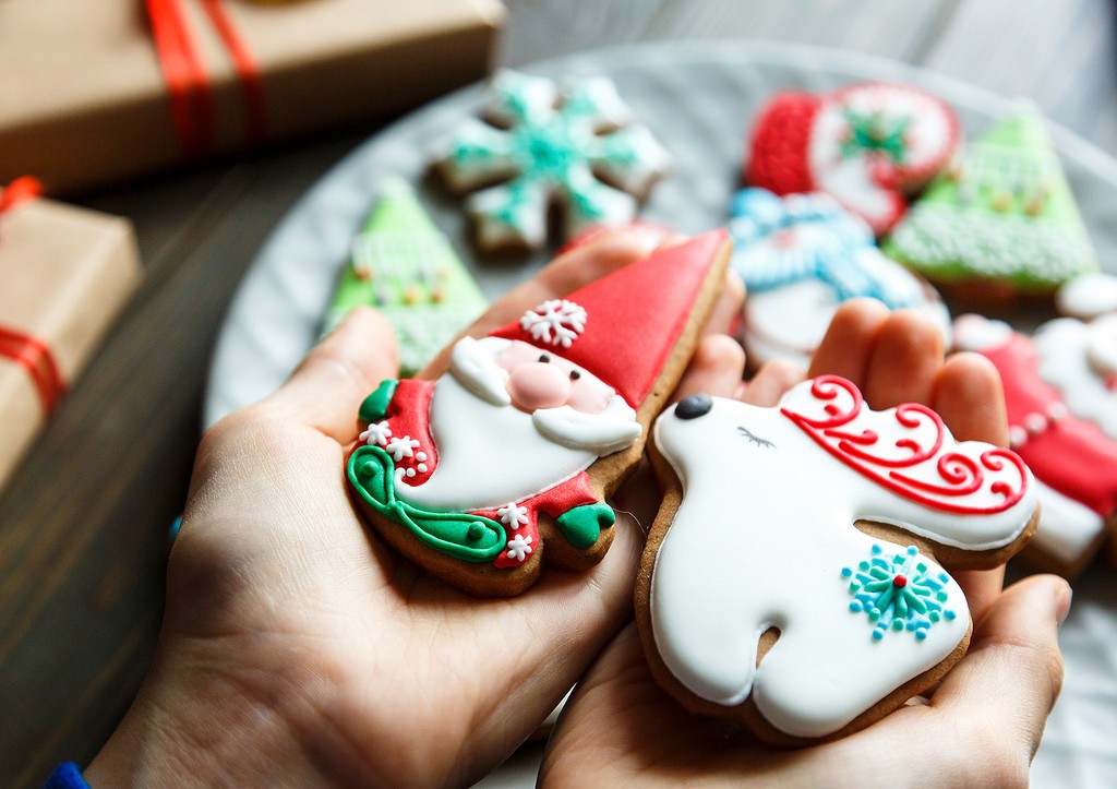 В Польше разгорелся скандал из-за рождественских пряников со свастикой