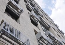 Москомэкспертиза согласовала проект современного жилого комплекса по программе реновации в Нагорном районе столицы Новостройка в Южном Тушино готовая к заселению по программе реновации жилфонда