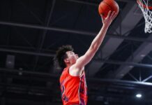 Находчивый баскетболист из Китая придумал оригинальный способ пронести девушку в отель 0f22b3e4-173a-46e5-8e93-d04662ed604a-67d45f5f