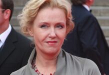 Путь к успеху талантливой актрисы Ирины Розановой 0f9ab87e-3f02-447b-ac38-d89686308e39-67e369b1