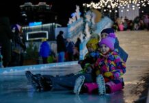 Безопасное катание с зимней горки на главной площади Владивостока 1bc4564a-ccee-45f4-9af3-b0d54eb0011e-67cb1bfa