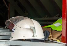 Оперативные действия пожарных спасли десятки жизней при возгорании в Самаре 3533c1a5-65f6-43a9-a92f-d4f311024ceb-67c7f48f