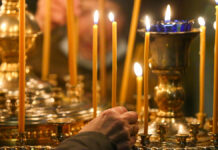 Путь к миру через духовное возрождение Крещенское богослужение и Великое водоосвящение воды в храме Троицы Живоначальной на Воробьевых горах