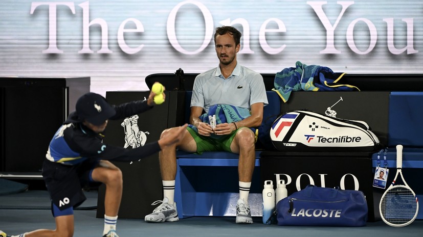 Тревожный звонок: почему провал на AO может ознаменовать начало заката карьеры Медведева, Рублёва и Хачанова