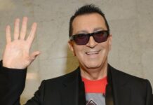 Александр Буйнов удивил публику смелыми сценическими образами 91962aca-d5c1-431b-b7a2-f6a20e89b6f7-67eb3cec