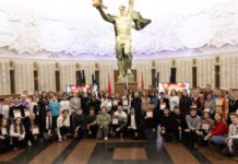 Музей Победы чествует преданных волонтеров новогоднего проекта 9f546bc8-a4aa-4203-9013-17ff83816480-67e850ed