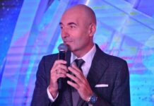 Семья известного композитора объединилась в трудную минуту a36b36c2-2fb3-4dfd-90cb-306e5d942ad5-67de694b